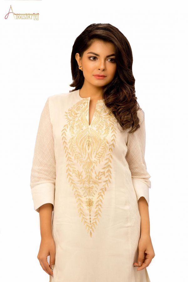 Chanderi Kurta With Detaling On Sleeve and Aplique In Front Combined with Cotton Chanderi Pants